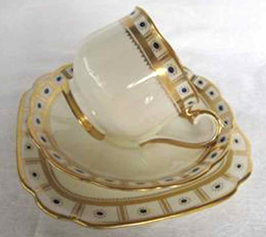 ROA243 Footed Cup & Saucer Set by Royal Albert-1