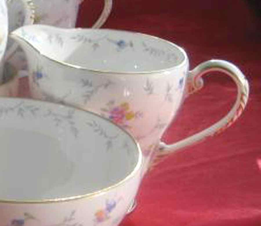 RGR112 Creamer by Royal Grafton-1