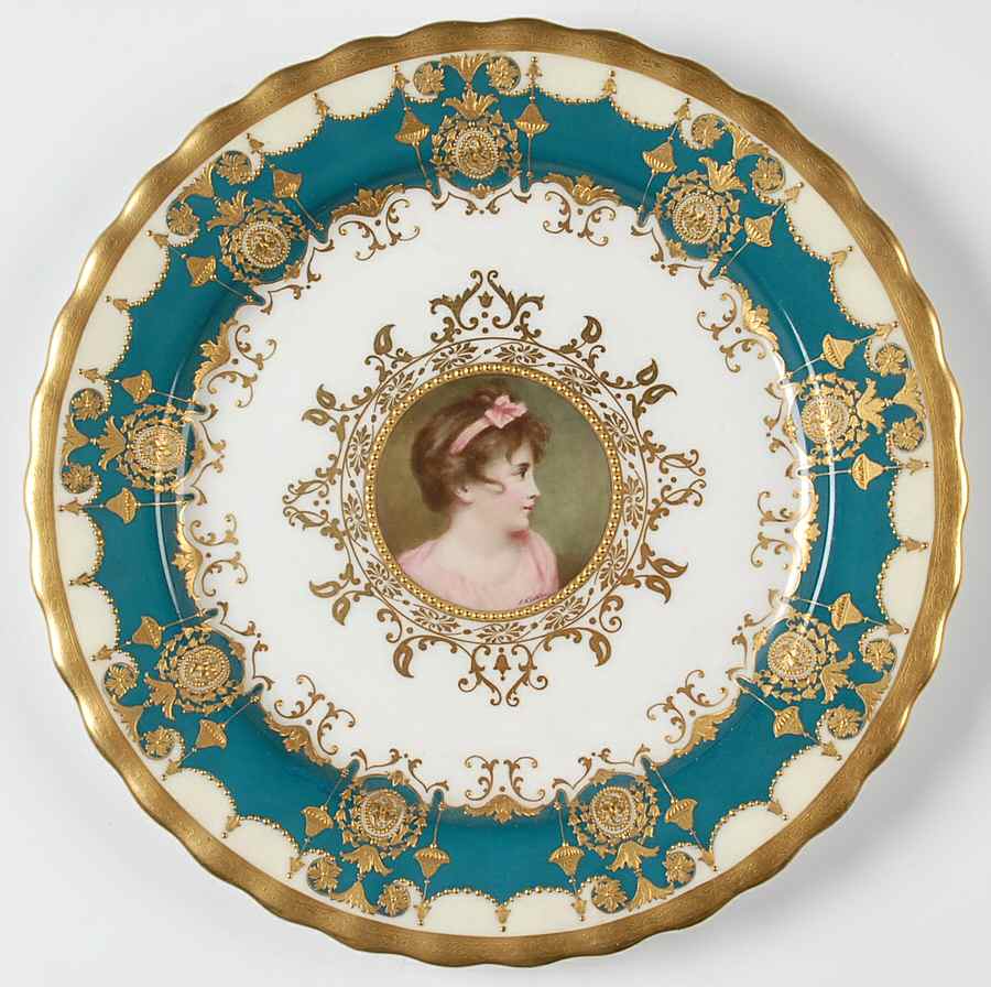 Ra2671 Dinner Plate by Royal Doulton-1