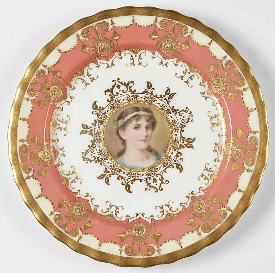 Ra2671 Dinner Plate by Royal Doulton-1