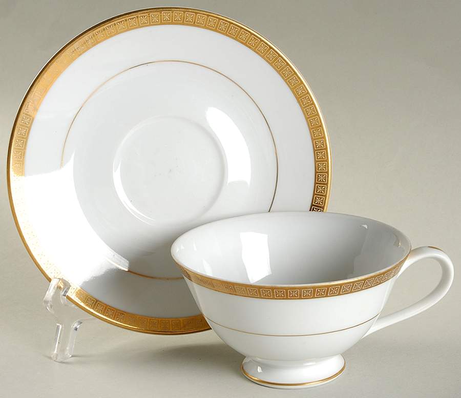 2303R Footed Cup & Saucer Set by Regency (Japan)-1