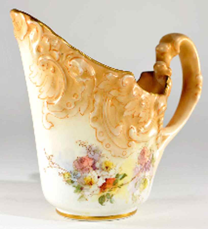 C4298 Creamer by Royal Doulton-1