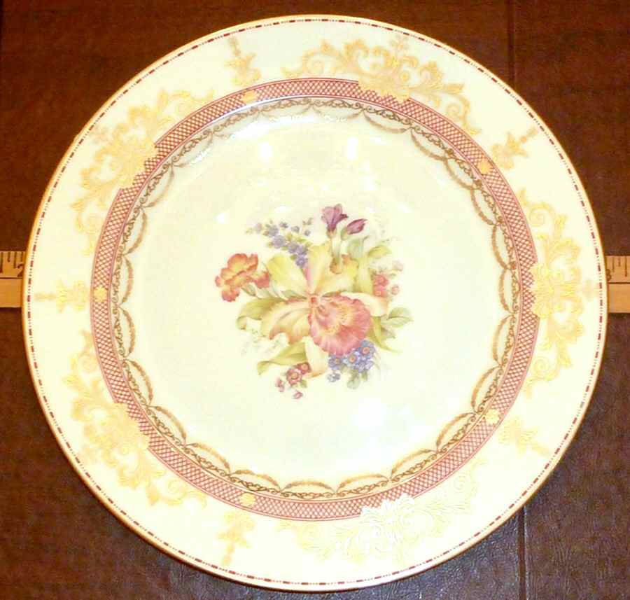 ROB430 Dinner Plate by Royal Bayreuth-1