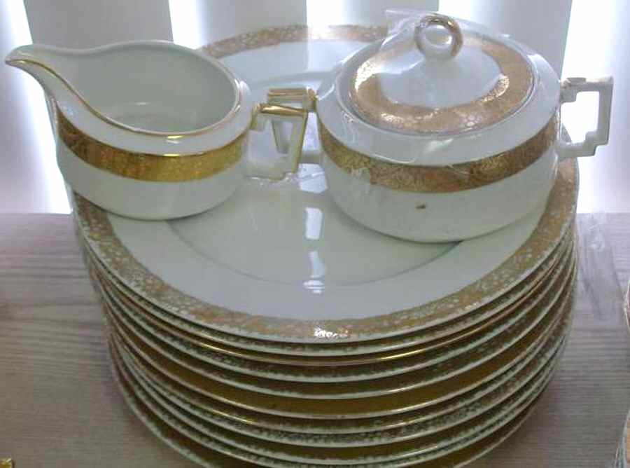R2145 Dinner Plate by Rosenthal - Continental-1