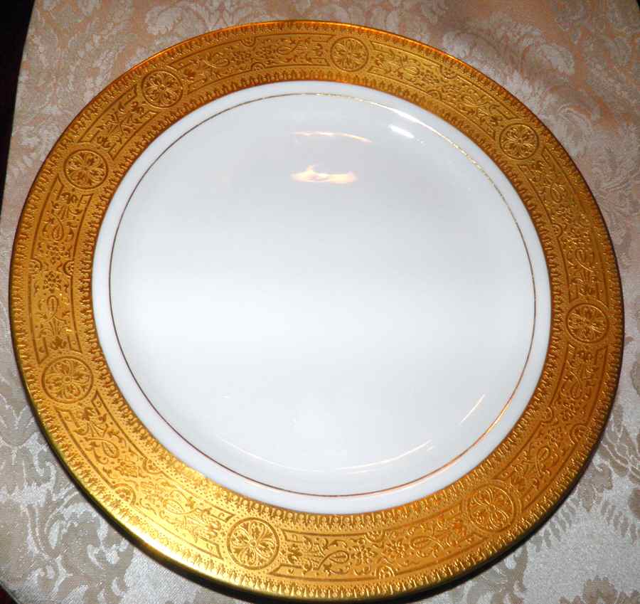 R2146 Dinner Plate by Rosenthal - Continental-1