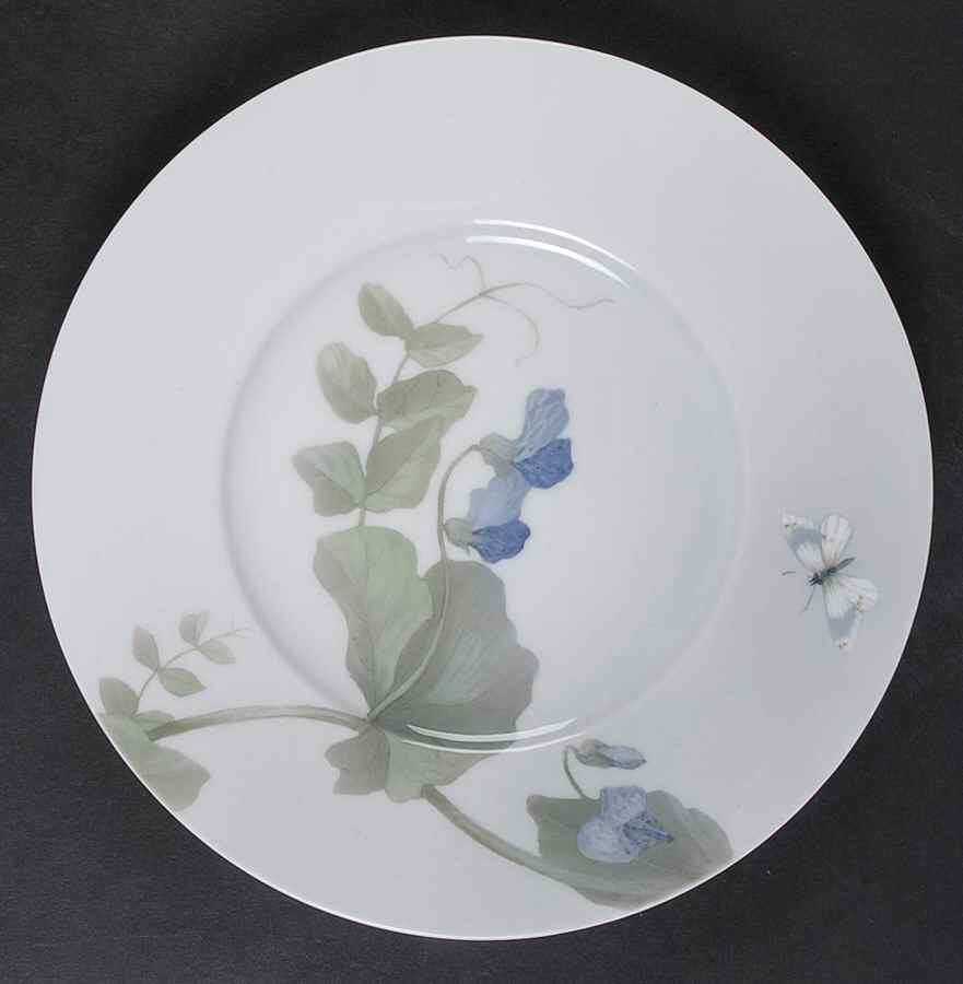 1174 Luncheon Plate by Royal Copenhagen-1
