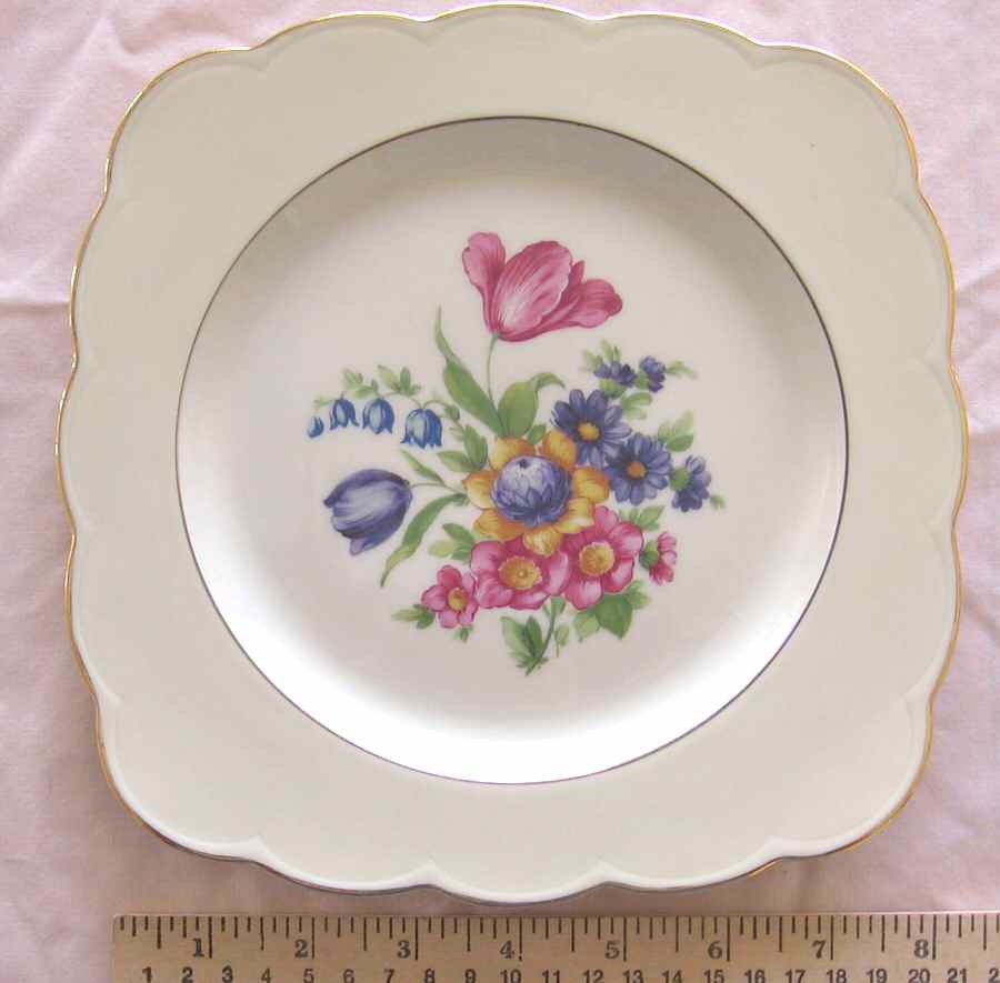 ROB431 Salad Plate by Royal Bayreuth-1