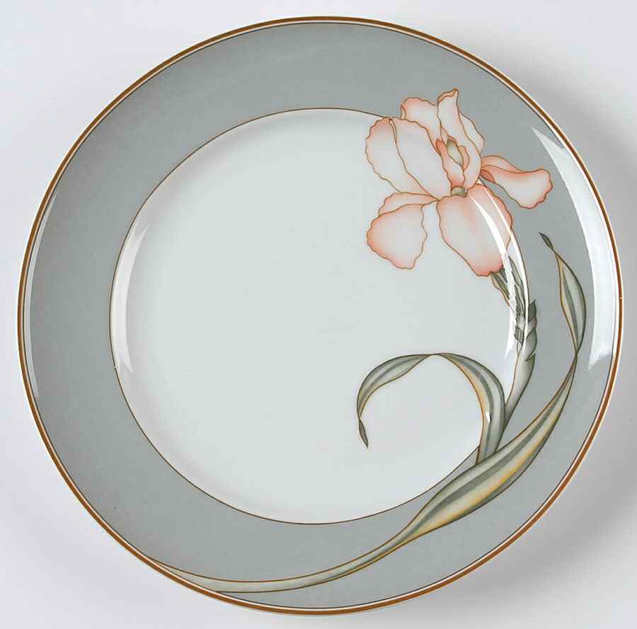 Solitaire Salad Plate by Royal Tettau-1