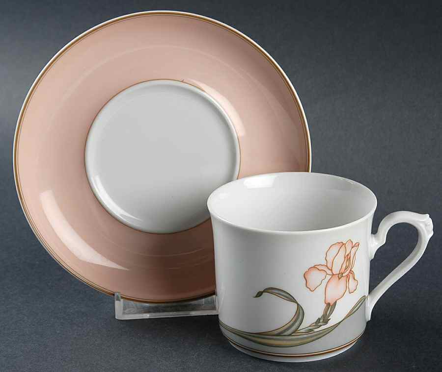 Solitaire Flat Cup & Saucer Set by Royal Tettau-1