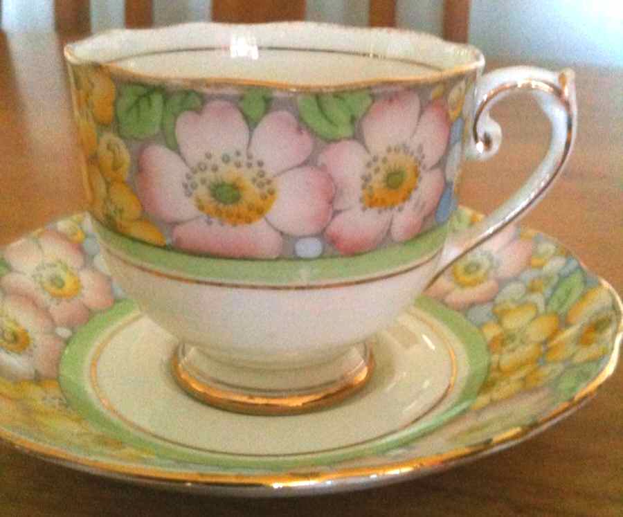 Malvern Footed Cup & Saucer Set by Roslyn (England)-1