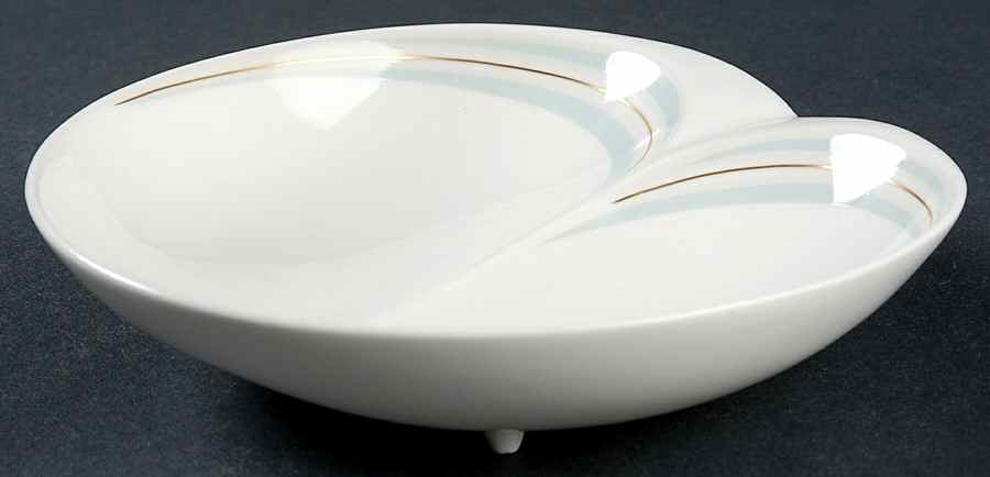 Shell Tray Shell Shaped Dish by Royal Doulton-1