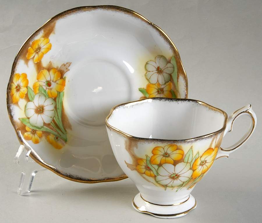 Petunia Footed Cup & Saucer Set by Royal Albert-1