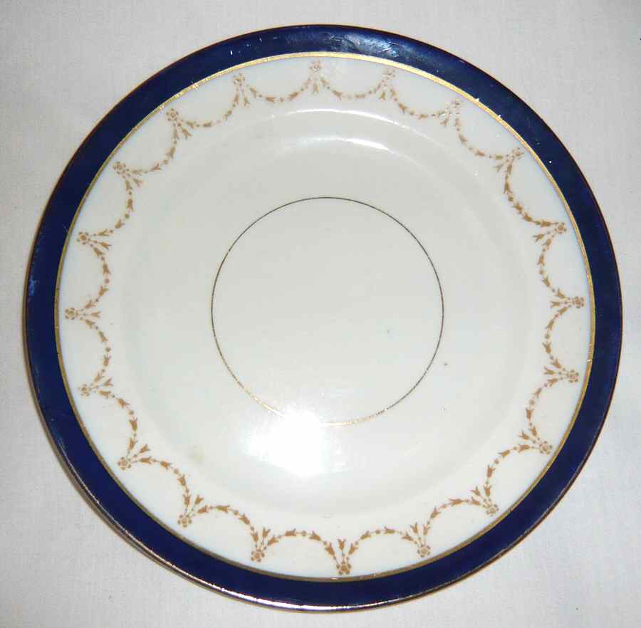 REE4 Dessert/Pie Plate by Regent (England)-1