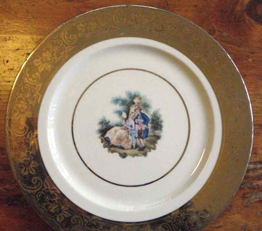 RVI8 Dinner Plate by Royal Vienna (Austria-Poland)-1
