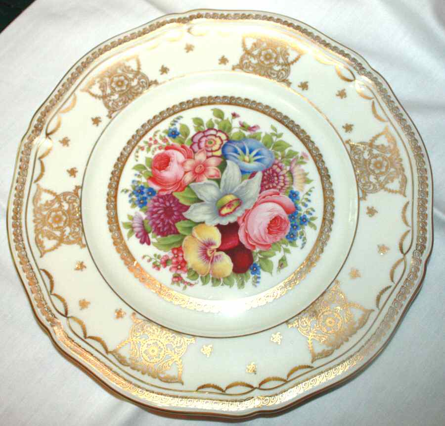 R1934 Dinner Plate by Rosenthal - Continental-1