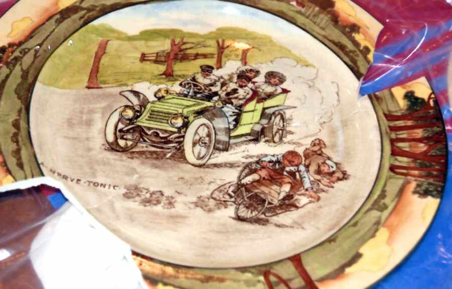 D1486 Dinner Plate by Royal Doulton-1