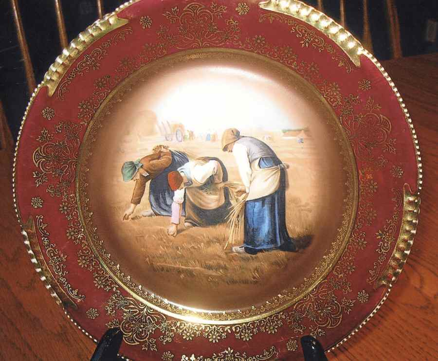 RVI9 Dinner Plate by Royal Vienna (Austria-Poland)-1