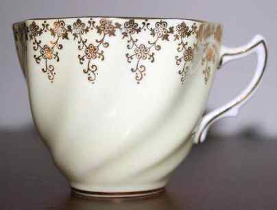 5432 Flat Cup by Rosina-Queens-1