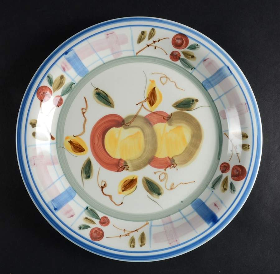 RNF60 Dinner Plate by Royal Norfolk-1