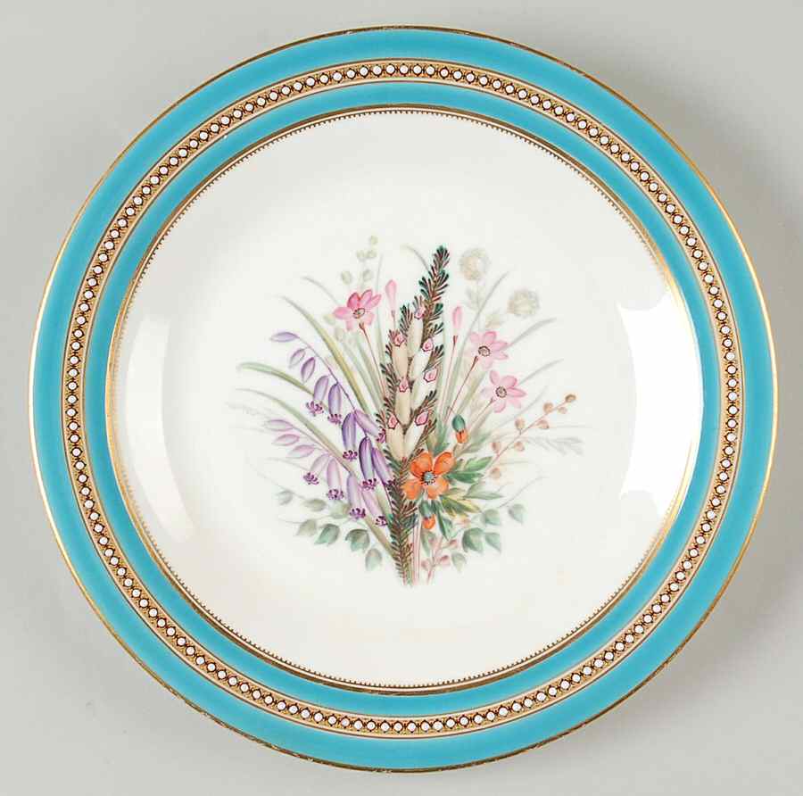 8115 Luncheon Plate by Royal Worcester-1