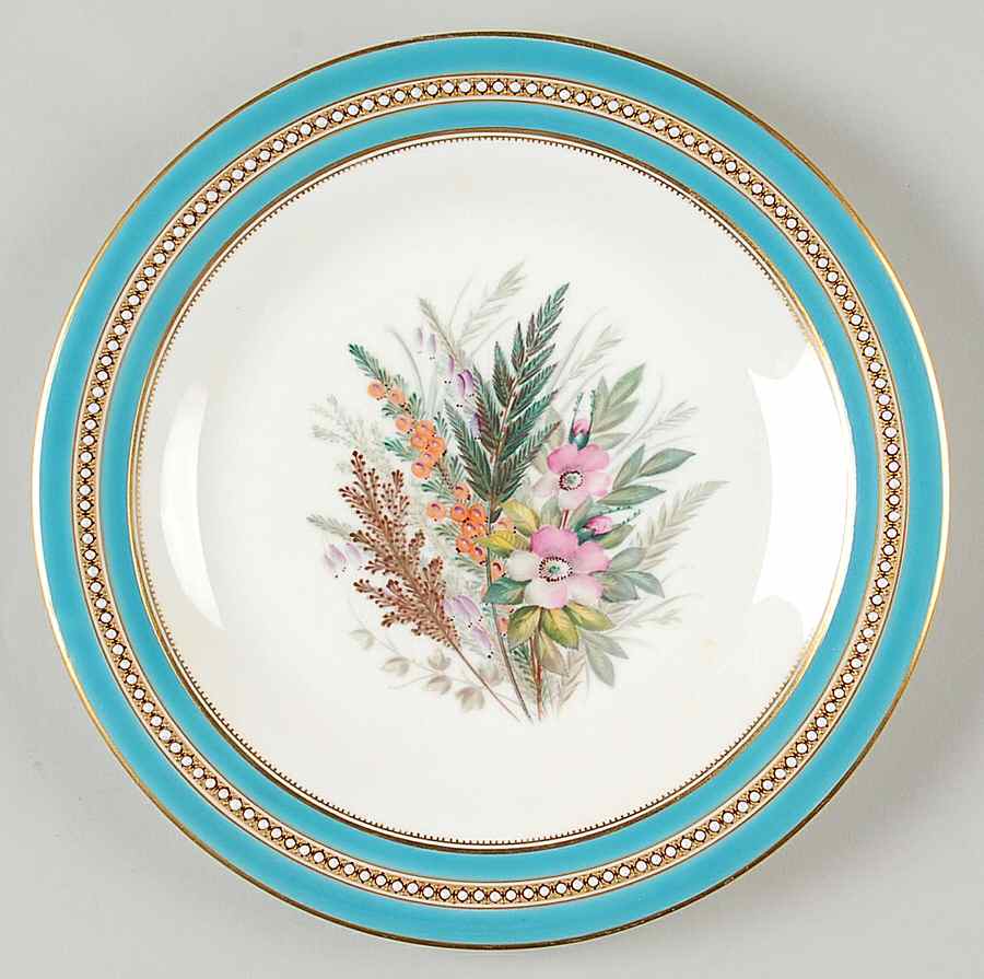 8115 Luncheon Plate by Royal Worcester-1