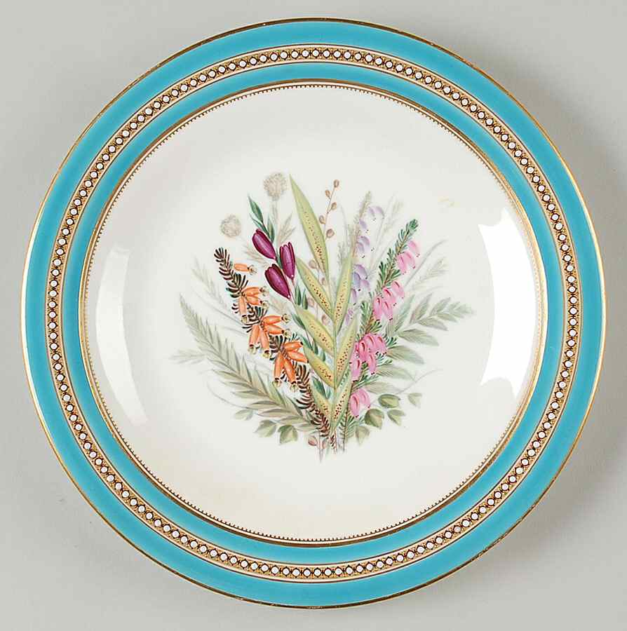 8115 Luncheon Plate by Royal Worcester-1