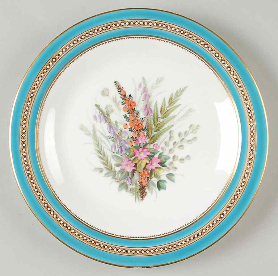 8115 Luncheon Plate by Royal Worcester-1