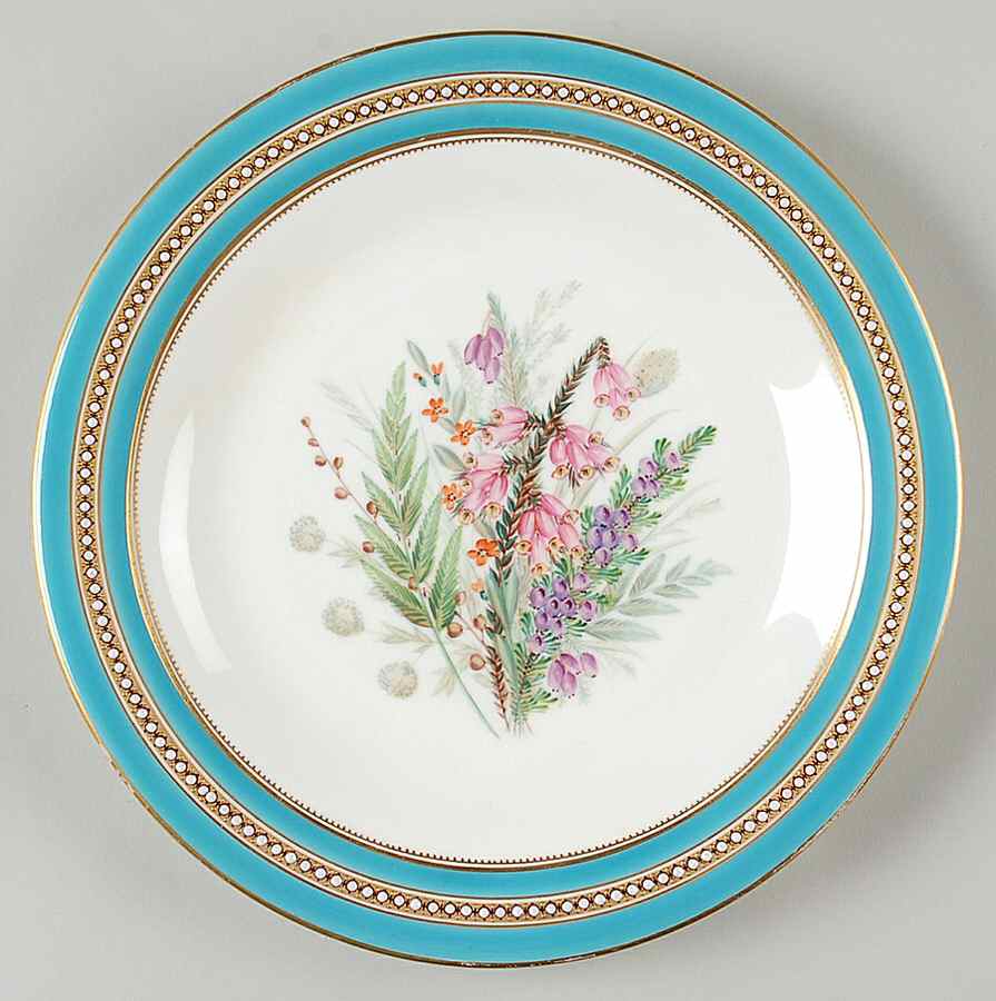 8115 Luncheon Plate by Royal Worcester-1