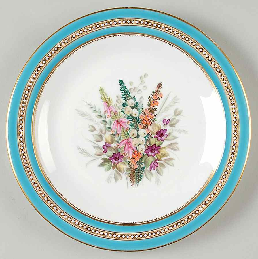 8115 Luncheon Plate by Royal Worcester-1
