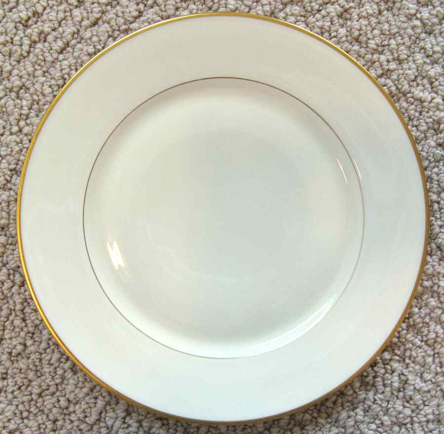 872 Dinner Plate by Royal Ivory (Czech, Germany)-1