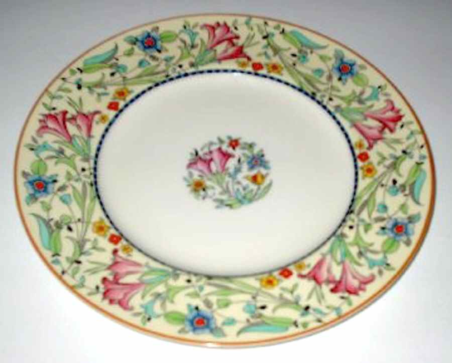 RW260 Dinner Plate by Royal Worcester-1