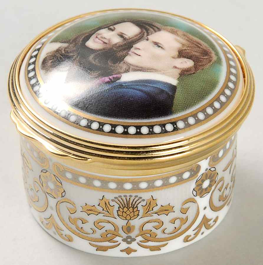 Royal Wedding Collection Hinged Box by Royal Worcester-1