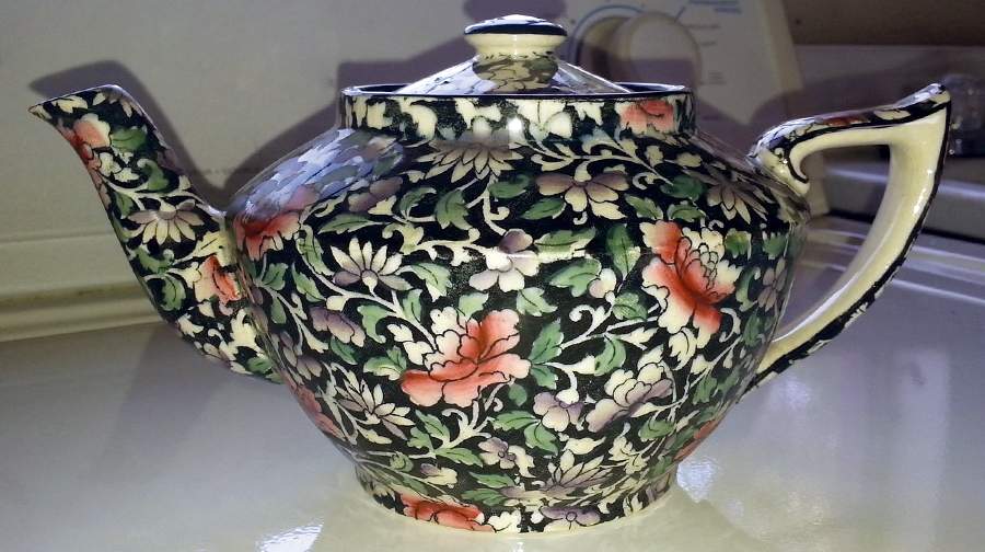 Peonies C Teapot & Lid by Royal Doulton-1