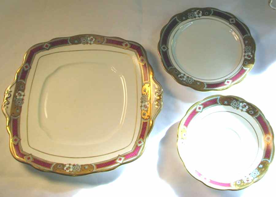 7671 Dessert/Pie Plate by Royal Albert-1