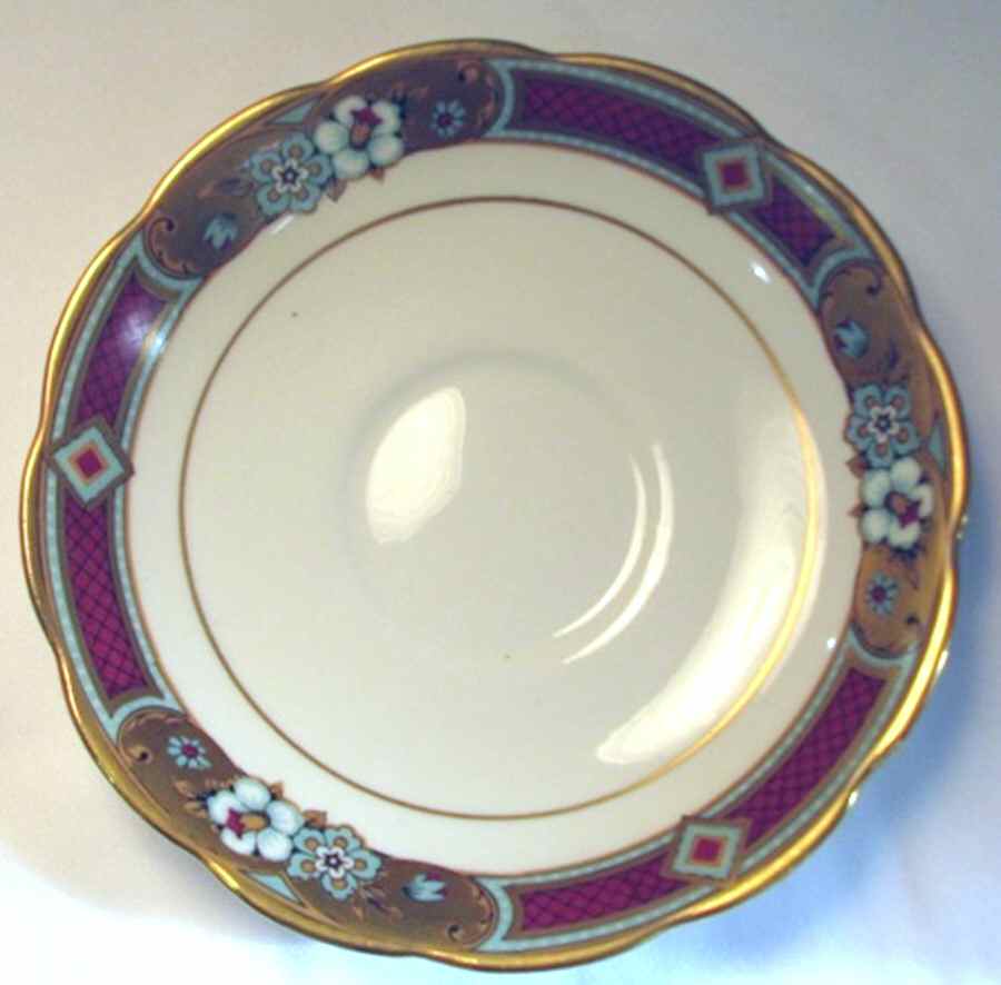 7671 Saucer by Royal Albert-1