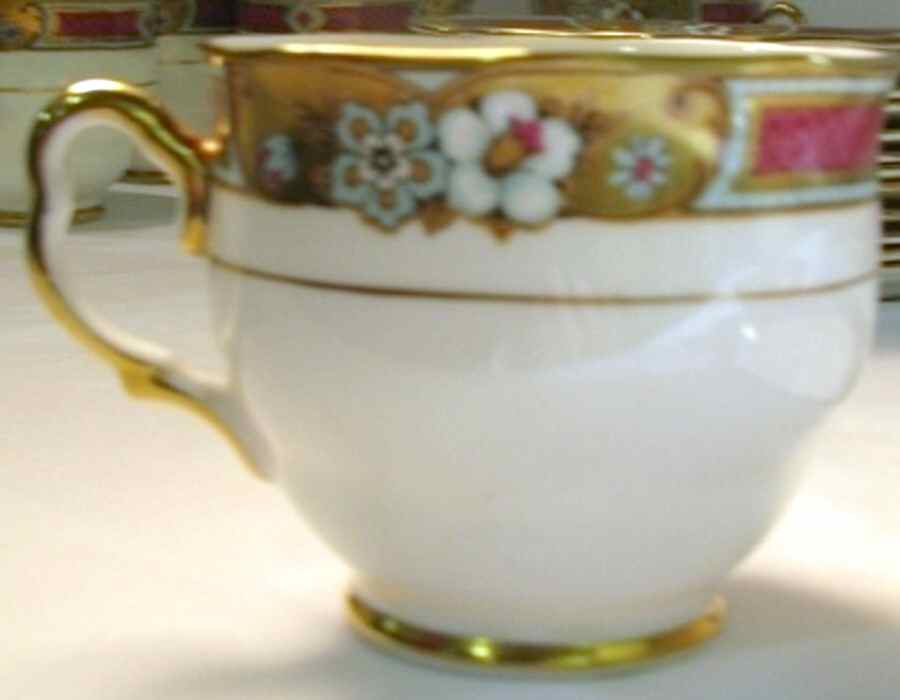 7671 Footed Cup by Royal Albert-1