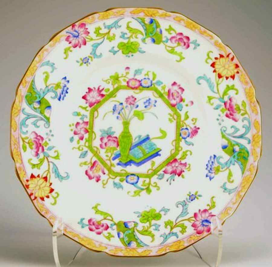 RD321 Dinner Plate by Royal Doulton-1