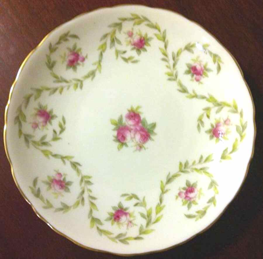H9383 Saucer by Royal Cauldon-1