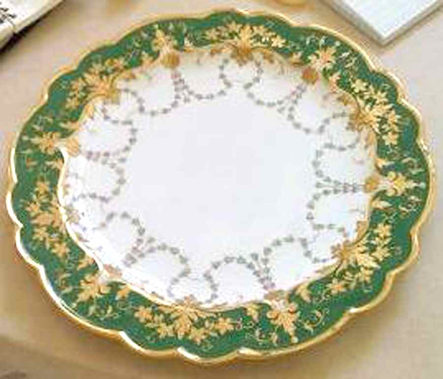 W6395 Dinner Plate by Royal Worcester-1