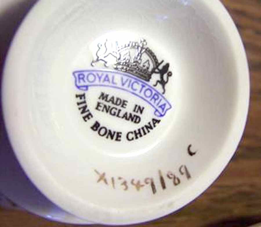 X1349-89 Footed Cup by Royal Victoria-1