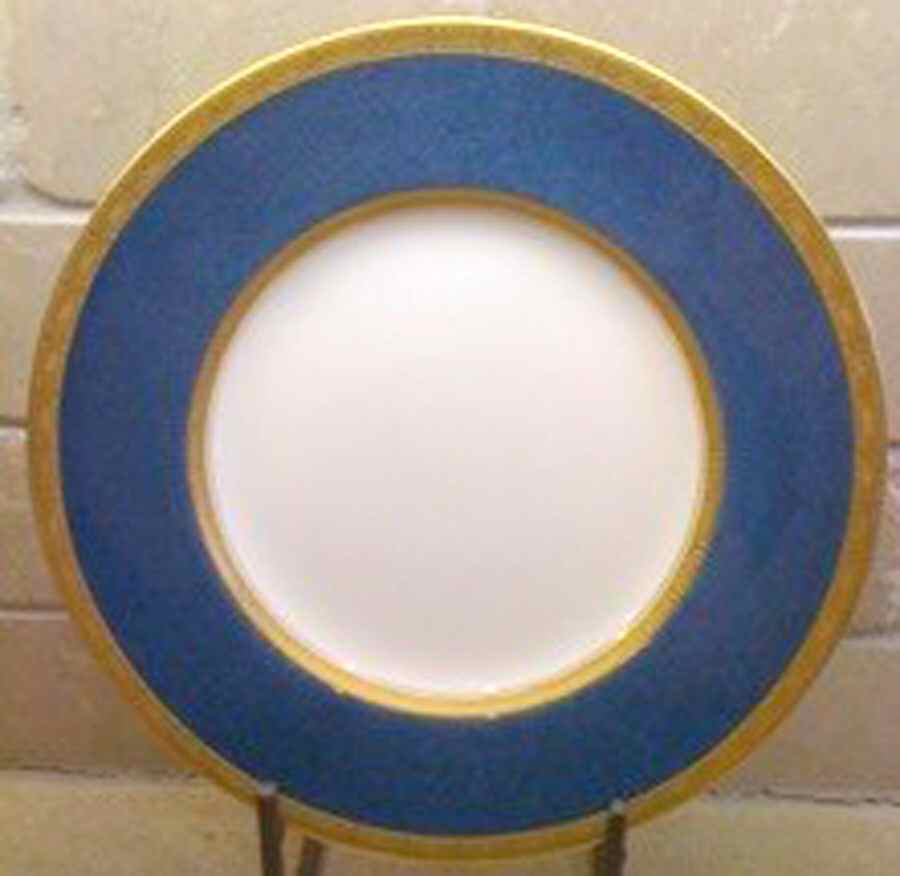 RW270 Dinner Plate by Royal Worcester-1