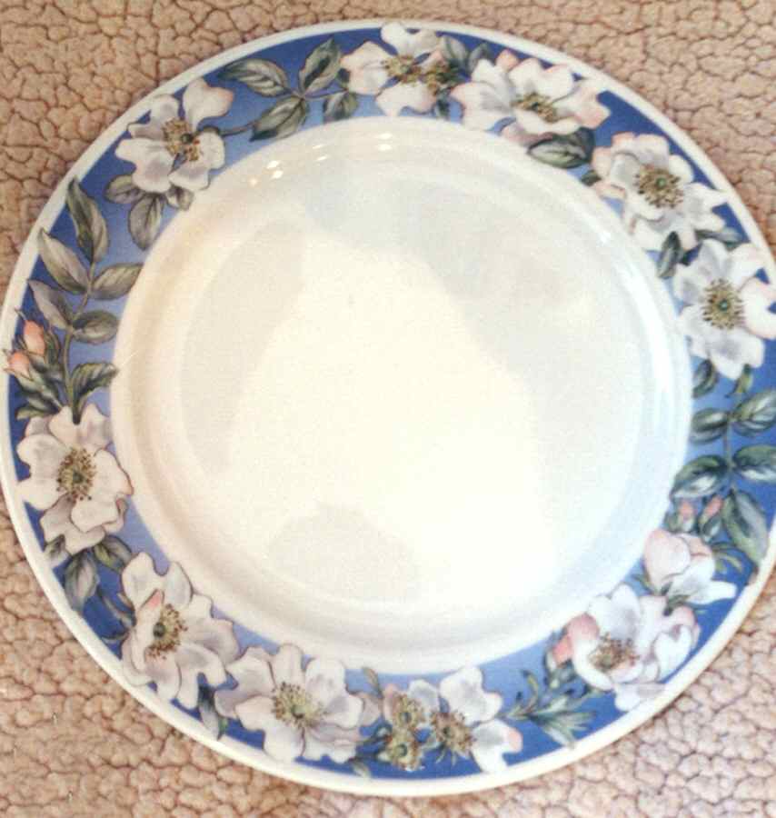 White Rose Dinner Plate by Royal Copenhagen-1