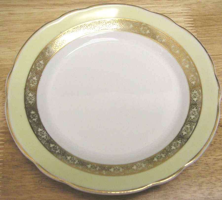 REZ18 Salad Plate by Real (Brazil)-1