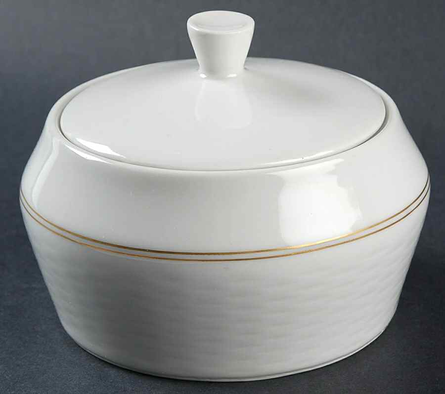 RBO13 Sugar Bowl & Lid by Royal Bohemian-1