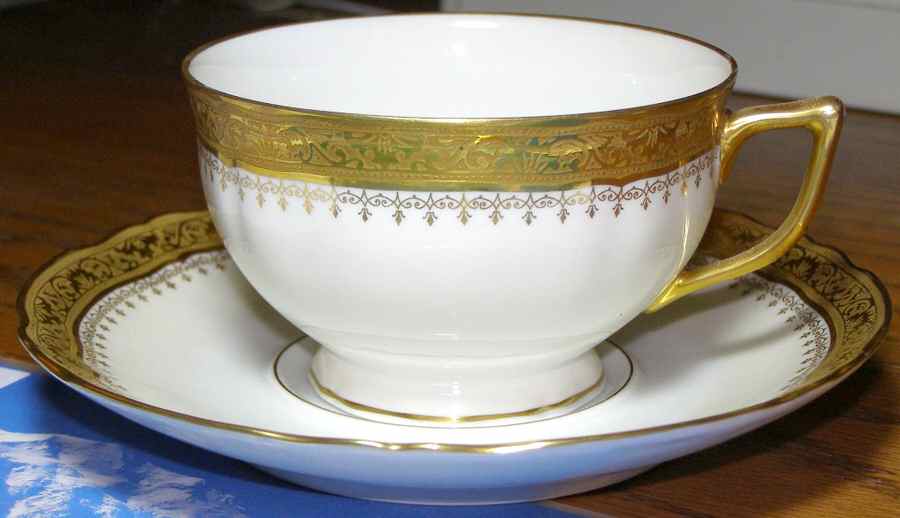 RYD93 Footed Cup & Saucer Set by Raynaud-1