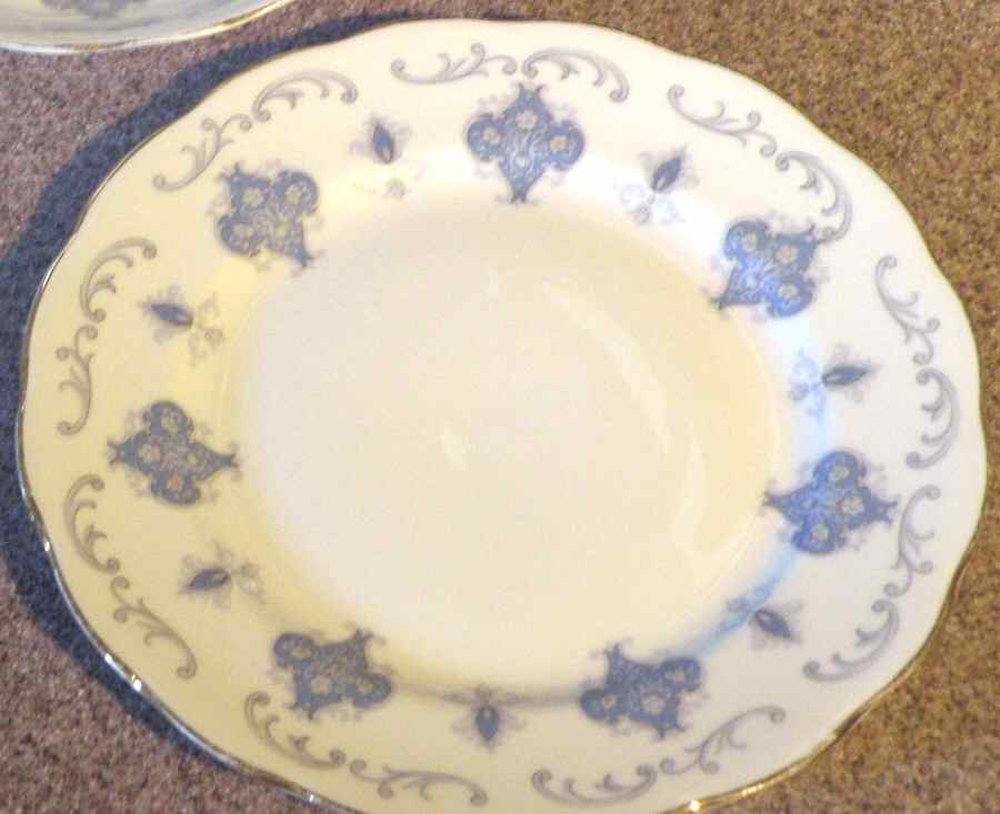 8324 Bread & Butter Plate by Royal Osborne-1