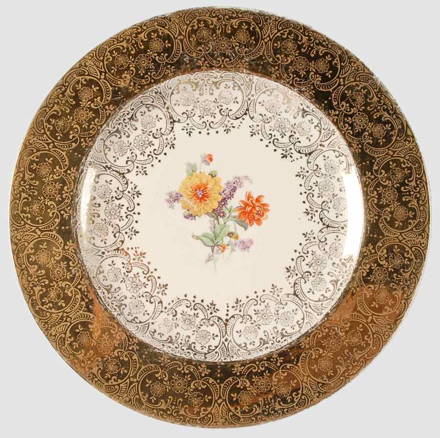 RYL335 Dinner Plate by Royal (USA)-1