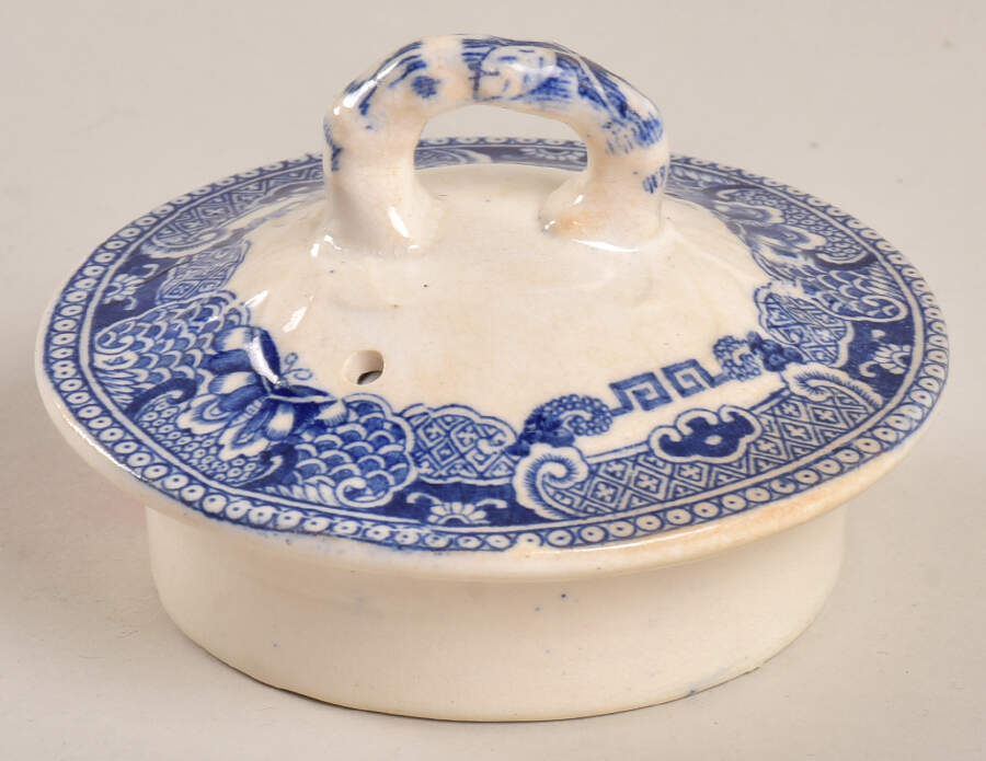 Willow Blue (No Birds, Diamond Stamp) Lid for Teapot by Ridgway (Ridgways)-1