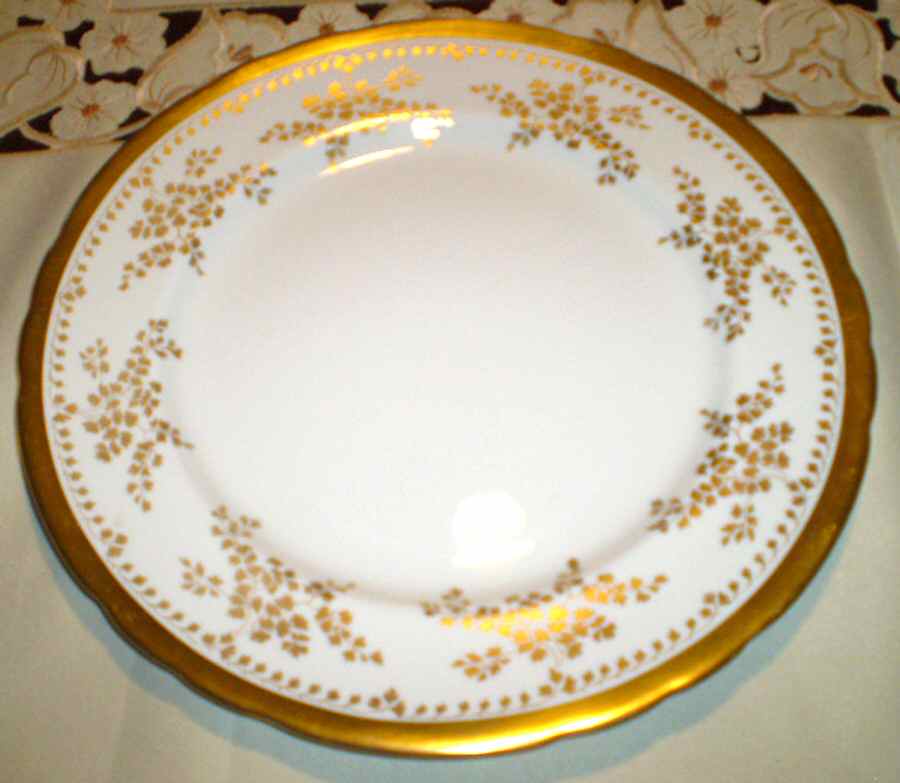 Golden Fern Dinner Plate by Royal Chelsea-1