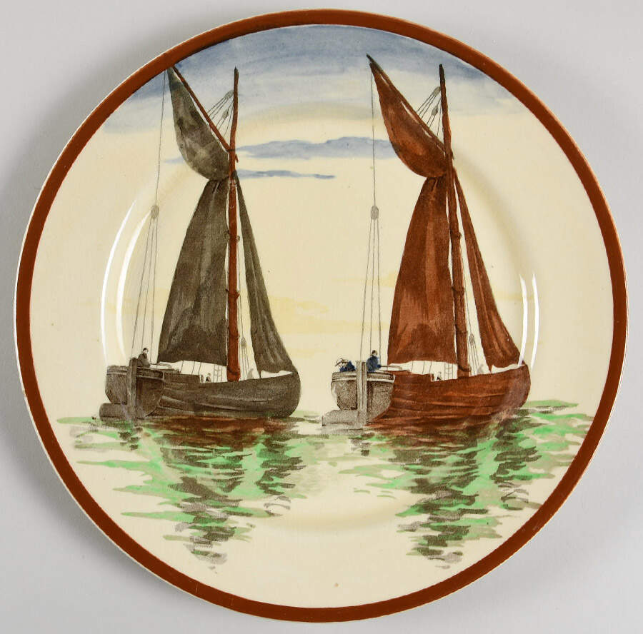 D2551 Dinner Plate by Royal Doulton-1